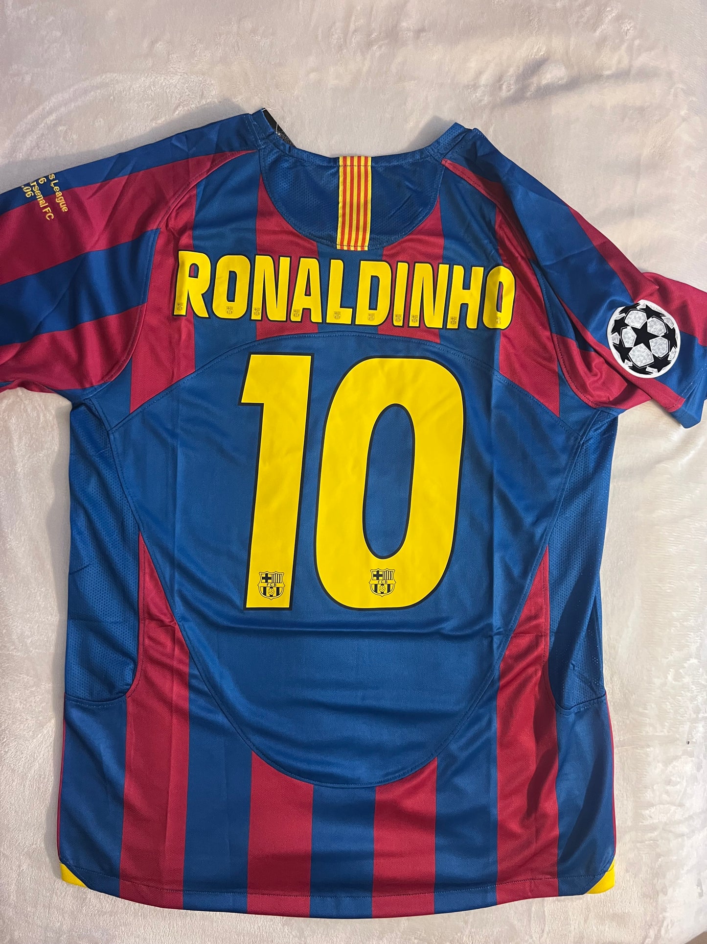 Ronaldinho Barcelona retro jersey