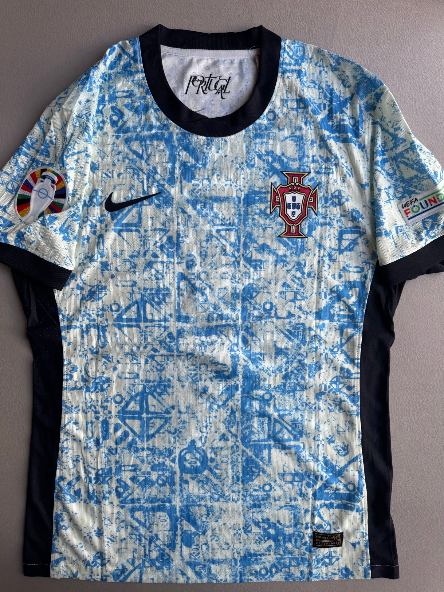 Ronaldo Portugal player version jersey
