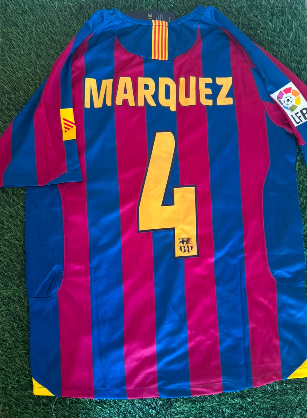 Rafa Marquez Barcelona retro jersey