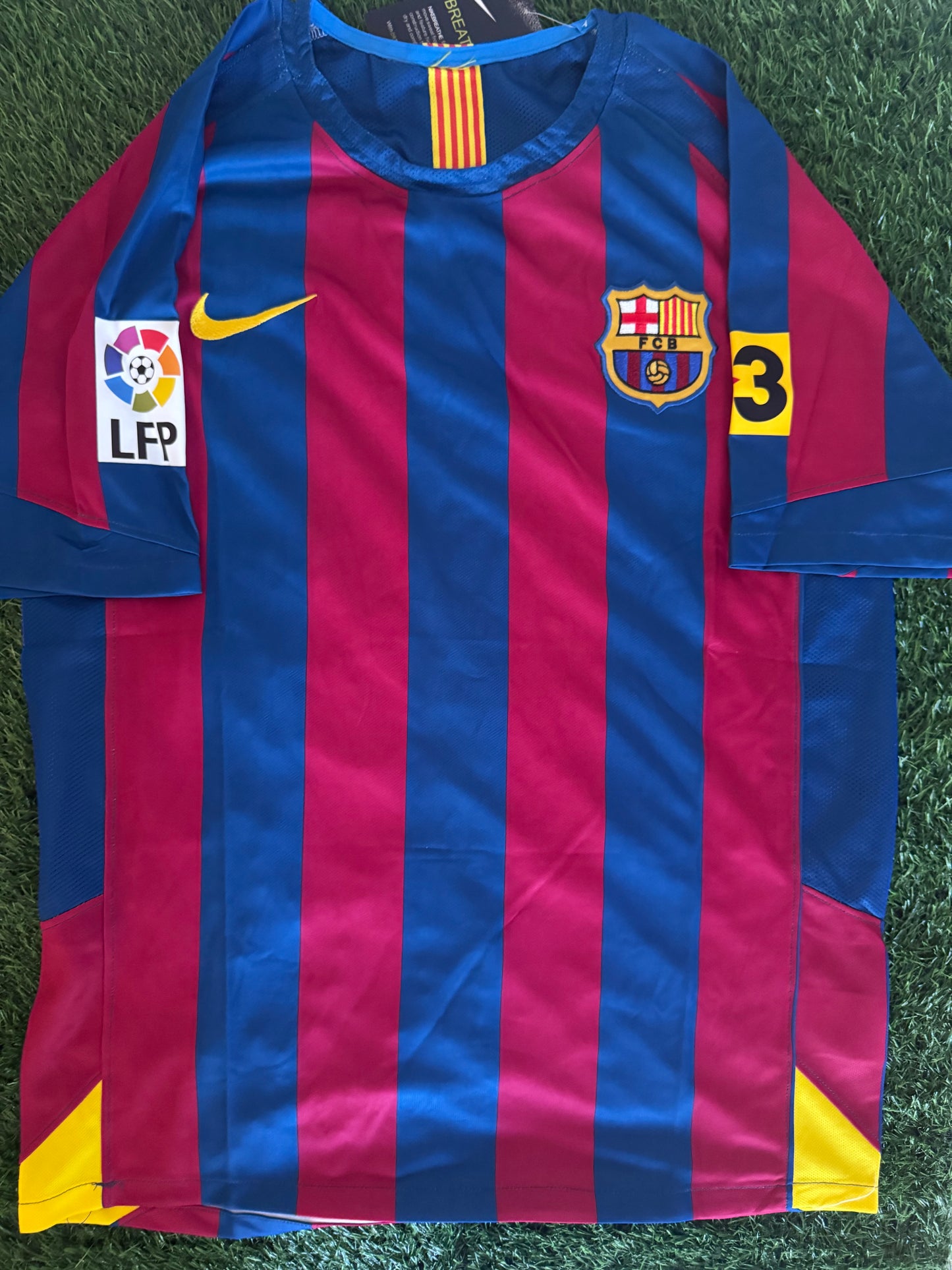 Rafa Marquez Barcelona retro jersey