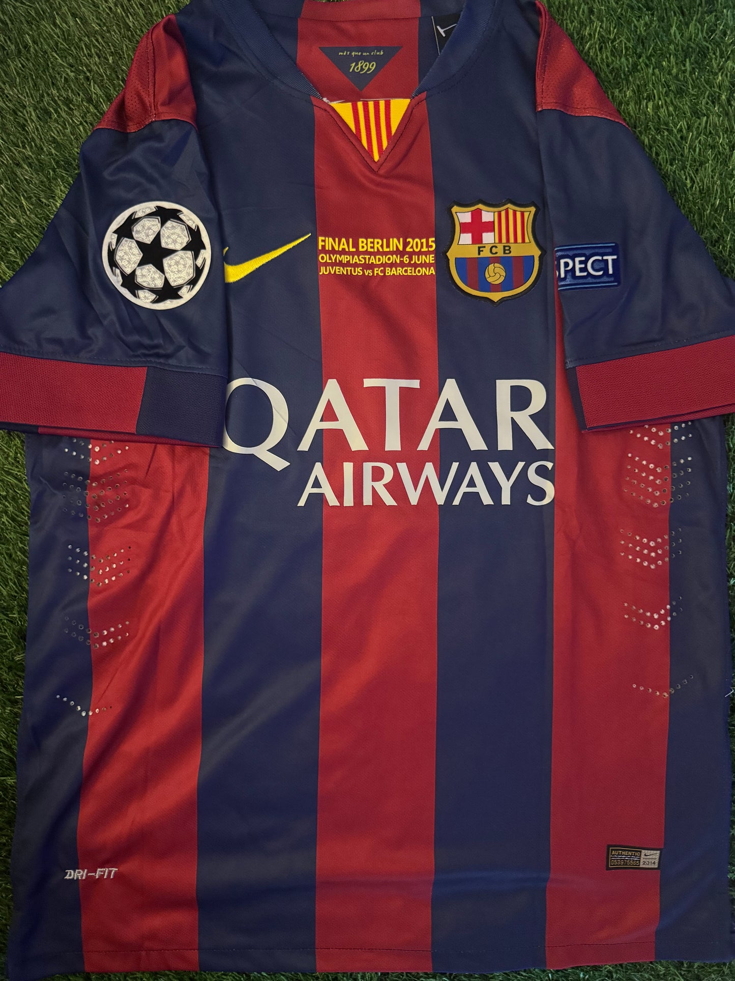 Neymar Barcelona retro jersey
