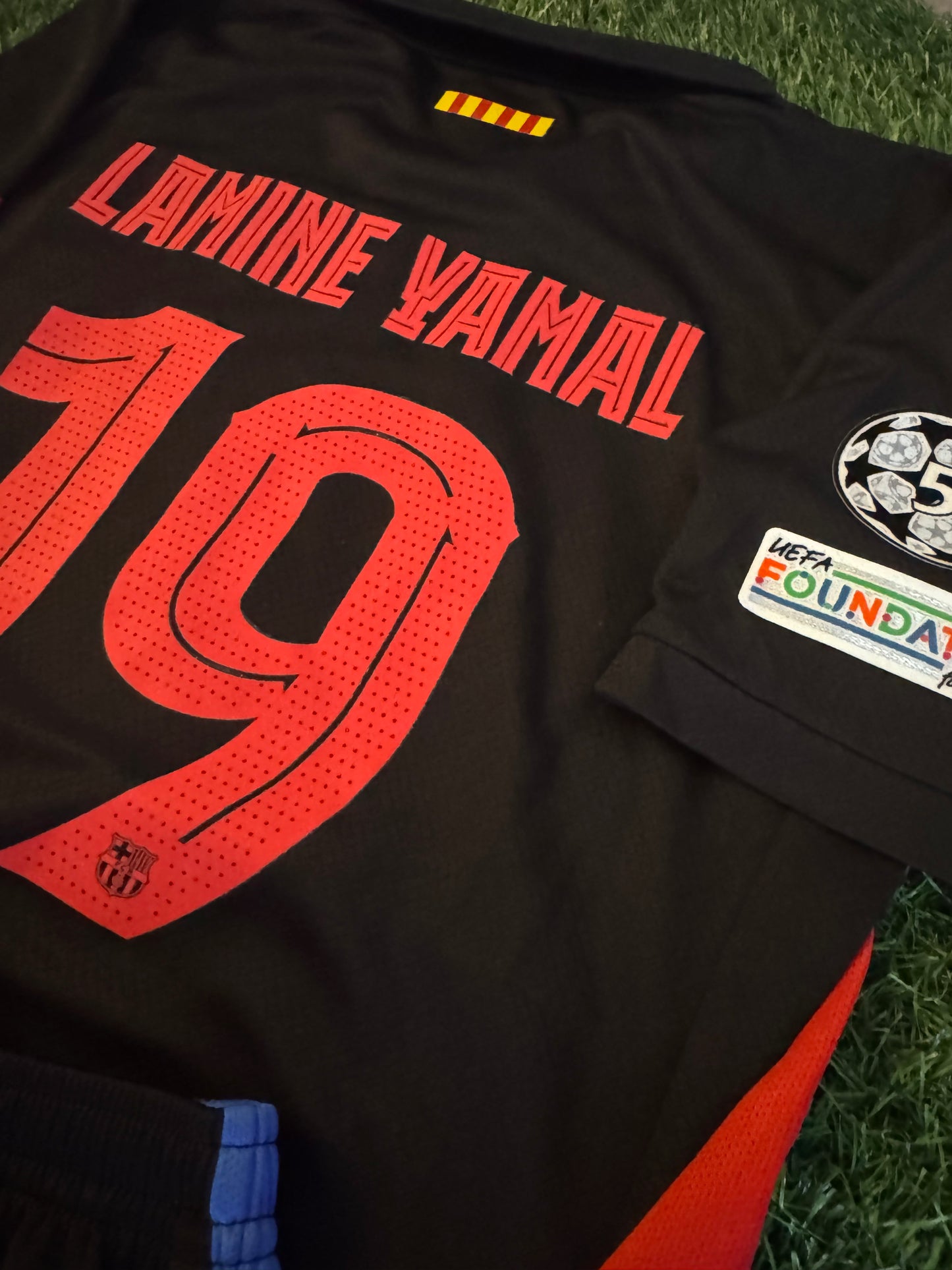 Lamine yamal Barcelona Jersey kid set