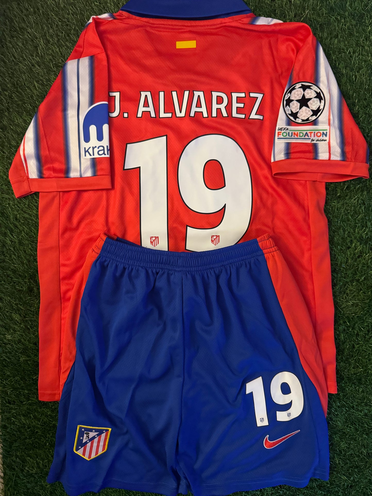 Julian Alvarez atletico Madrid jersey kids set