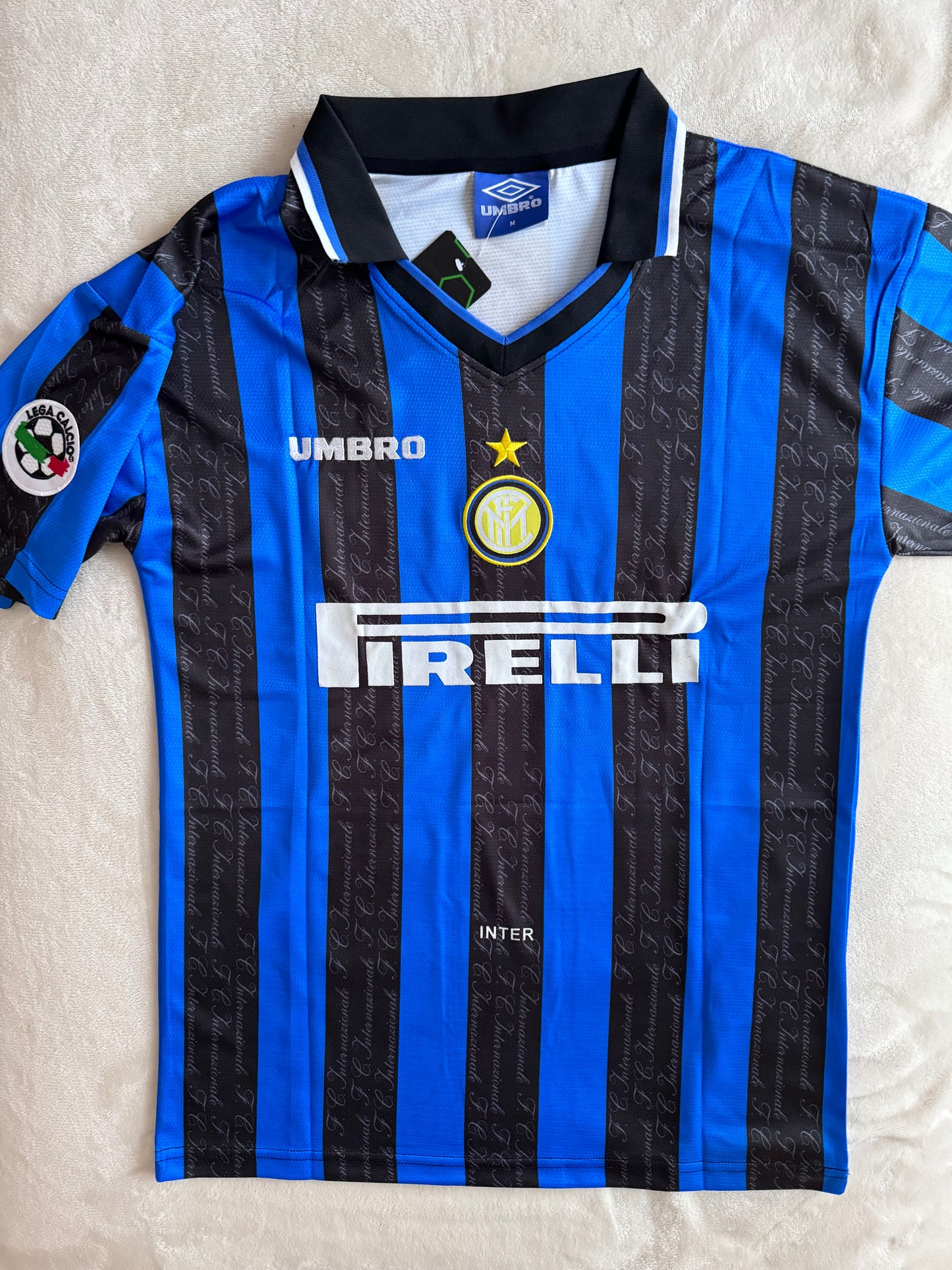 Ronaldo inter Milan retro jersey