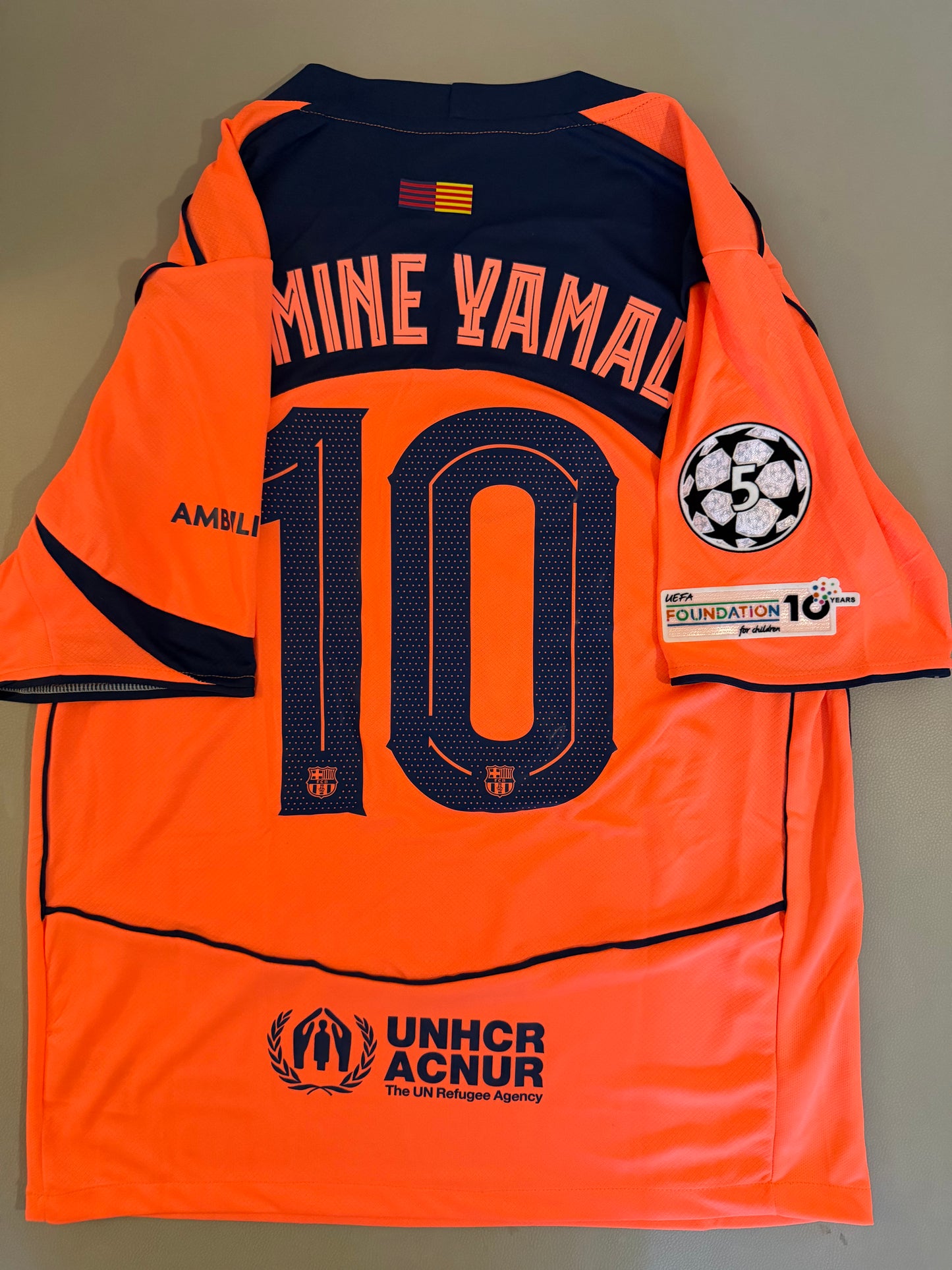 Lamine Yamal Barcelona jersey 25/26