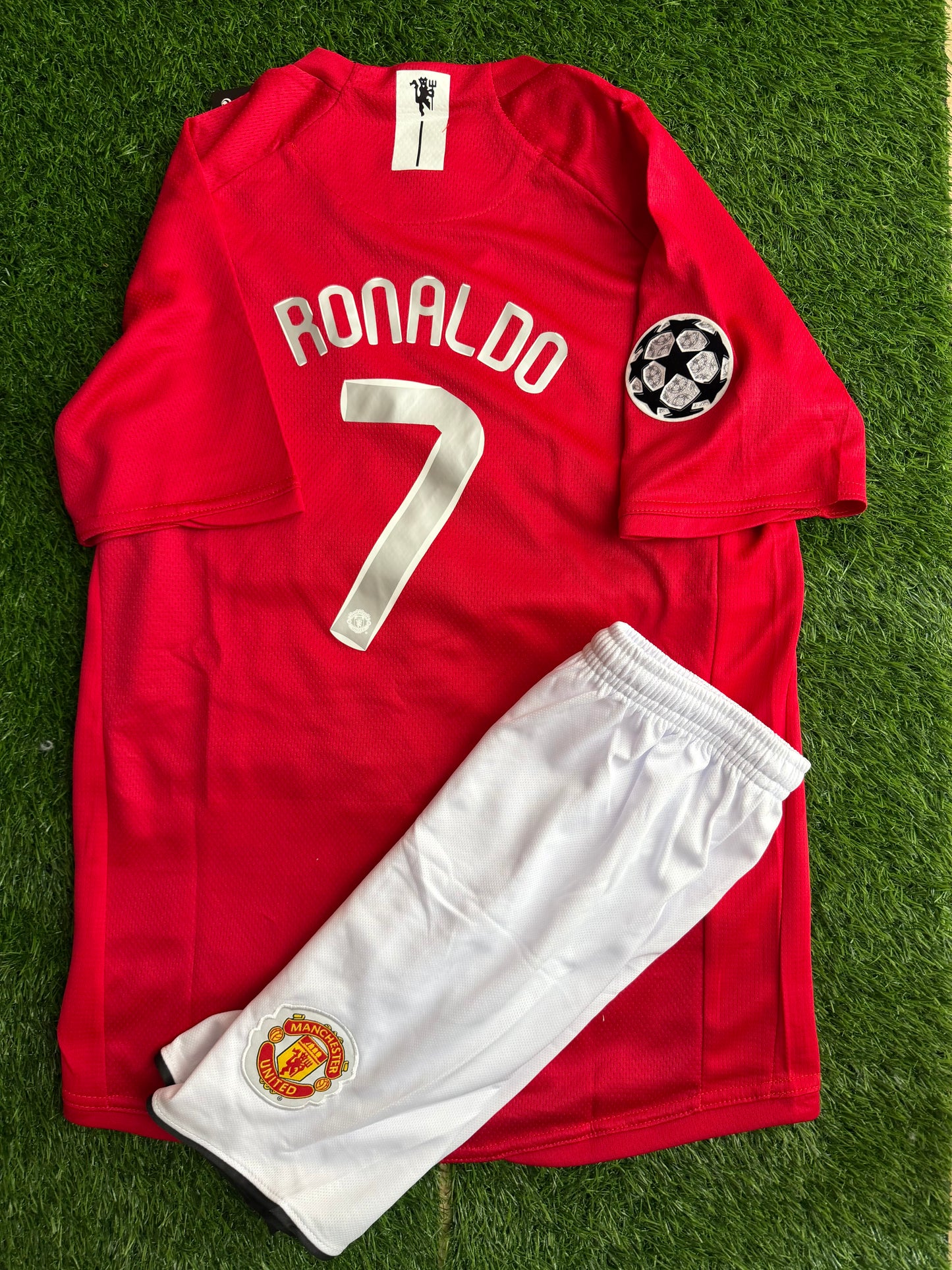 Ronaldo Man U retro jersey kids set