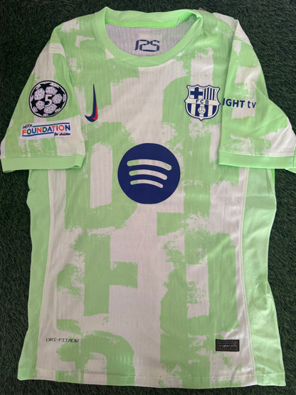 Lamine yamal Barcelona player version jersey