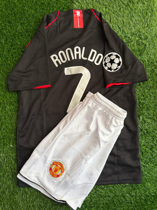 Ronaldo Manchester United 2008 Retro Jersey black kids set