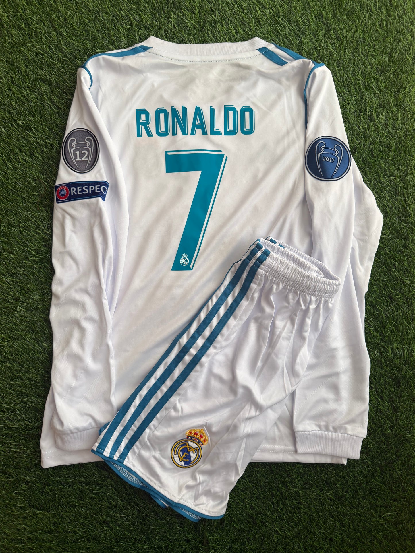 Ronaldo Real Madrid retro jersey kids set